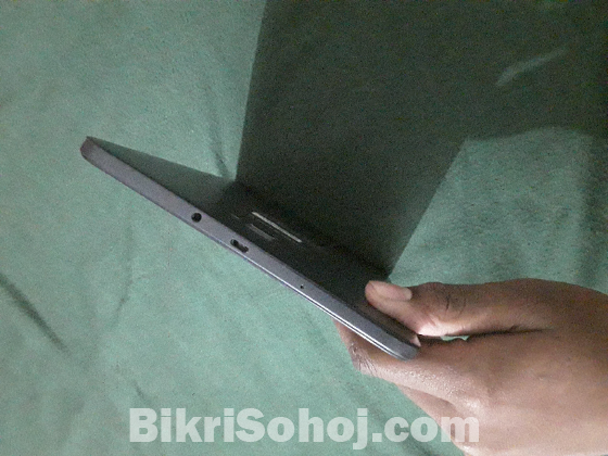 Samsung Tab A (2016) T585